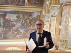 Magyar Arany Érdemkereszt kitüntetésben részesült Brindza Attila aNeumann János Egyetem nyugalmazott Oktatási és Képzési Igazgatója